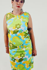 vintage floral shift dress close up