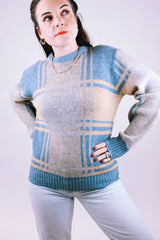 1970's women's long sleeve vintage crewneck pullover sweater in blue yellow and grey print