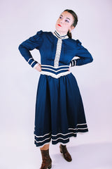 vintage 1980's gunne sax women's long sleeve dress in navy with cream trim and mock neck