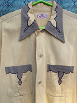 Men's vintage 1950's Brent label long sleeve button up shirt with dagger collar in a yellow collar and grey trim with a western style. 