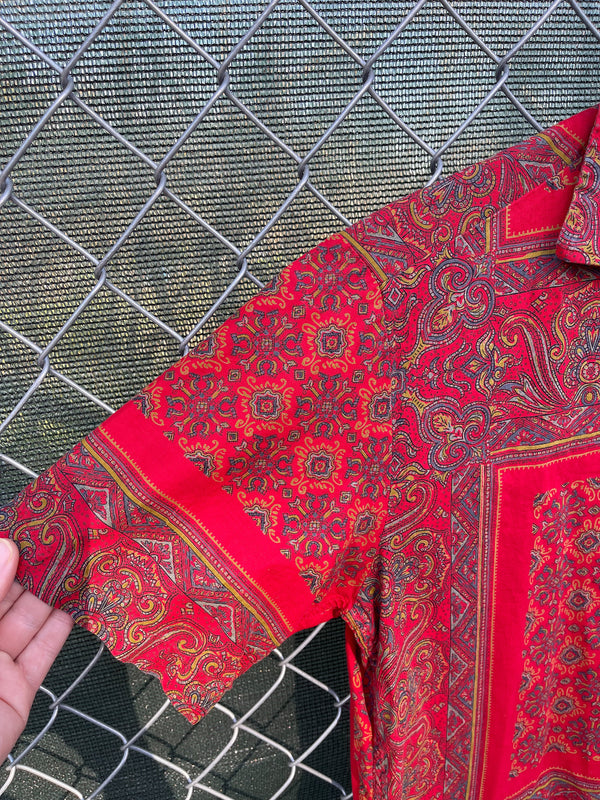 Men's or women's vintage 1950's McGregor Sportswear, Modern Wash-Wear-Cottons, Made in USA label short sleeve button up shirt in red with paisley print. 