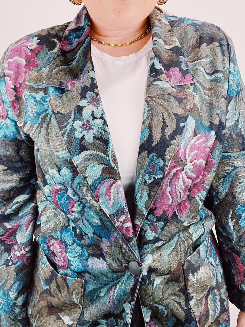 long sleeve floral printed blazer