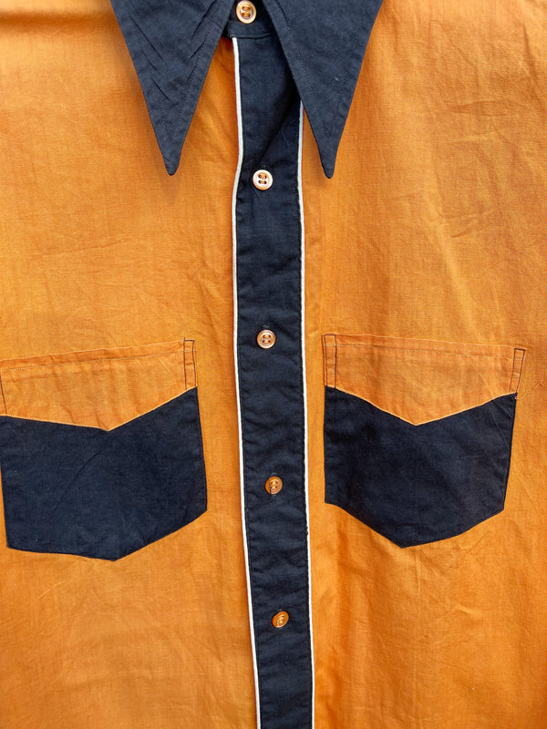 Men's vintage 1930's/1940's Town Talk Menswear label long sleeve orange and white button up western style cowboy shirt. 