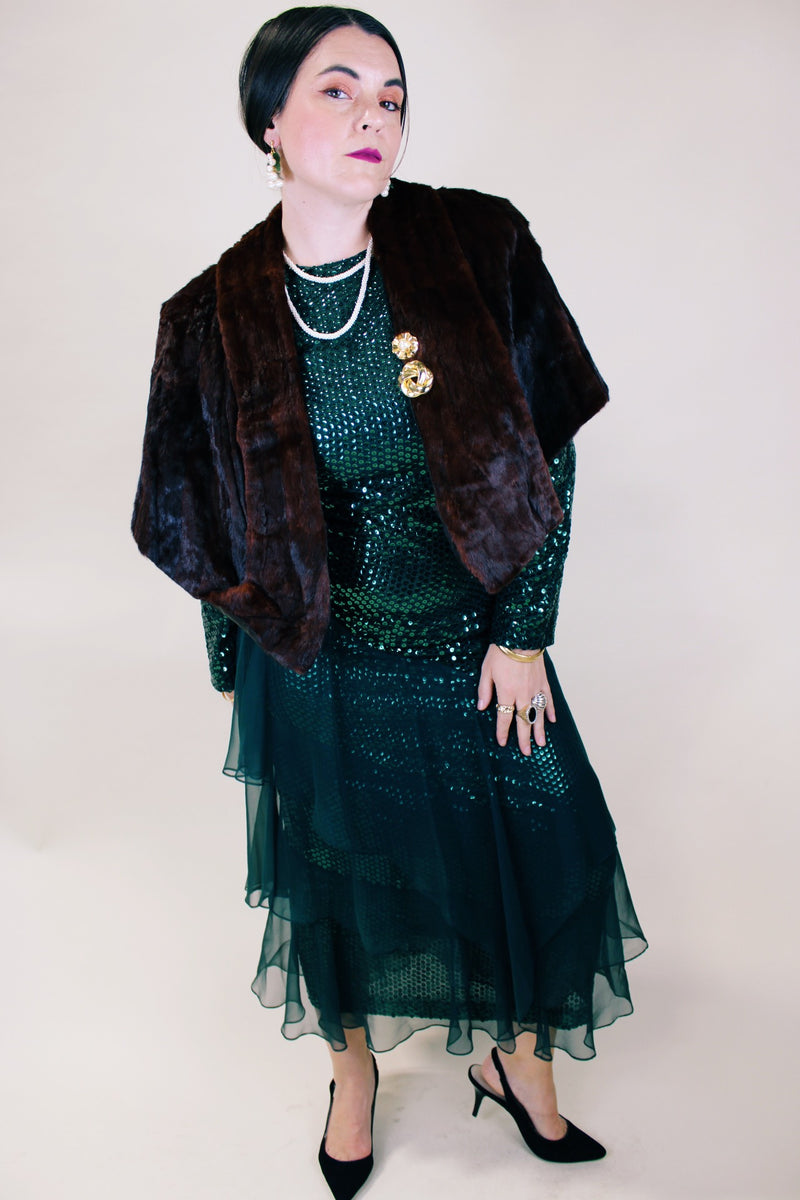 Women's vintage 1960's brown colored genuine fur stole lightweight jacket. Fully lined with an open front.