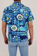 Men's vintage hawaiian print shirt back