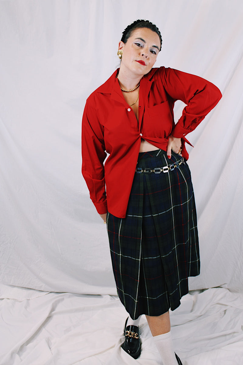 Women's vintage 1980's Dalton, Union Made, Made in USA label midi length plaid printed skirt in navy with white and red stripes.