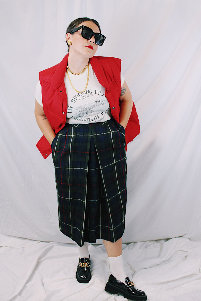 Women's vintage 1980's Dalton, Union Made, Made in USA label midi length plaid printed skirt in navy with white and red stripes.