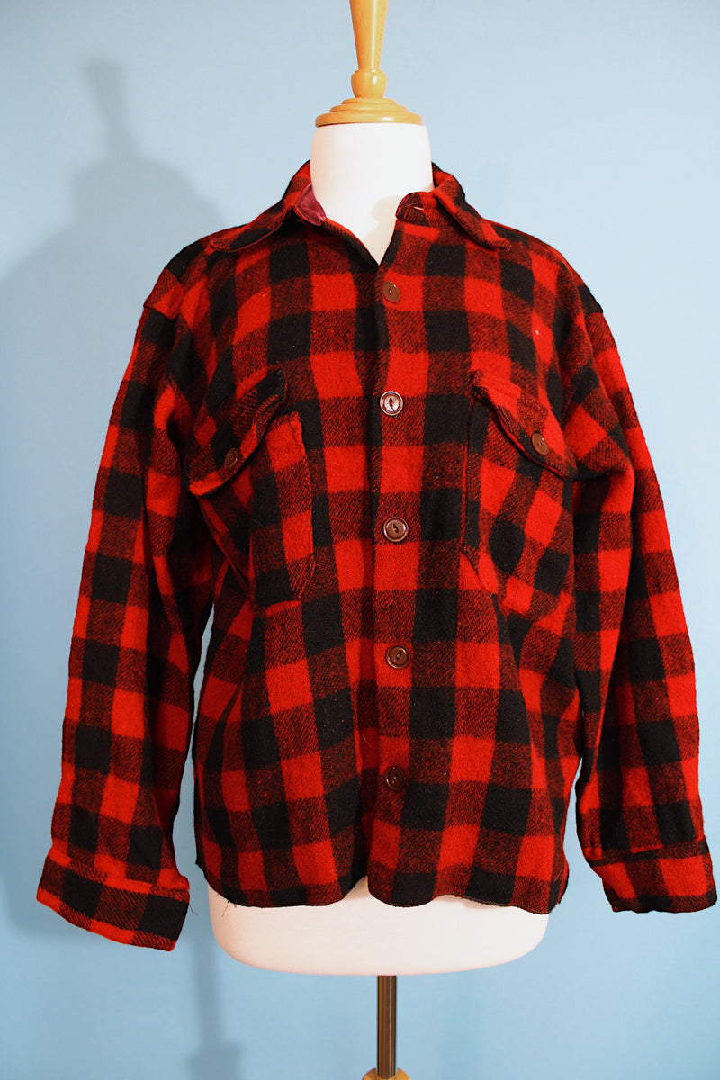 Men's or women's vintage 1950's Sportswear Bigger 4 Better, The Bell Rings True long sleeve black and red buffalo plaid button up shacket in wool material. 