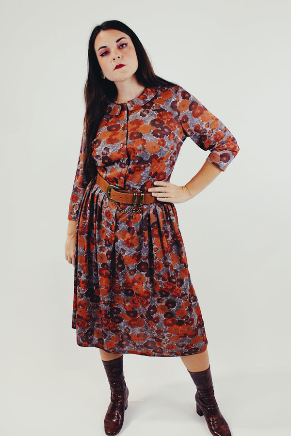 Vintage brown and orange floral printed midi dress 3/4 sleeves small collar front