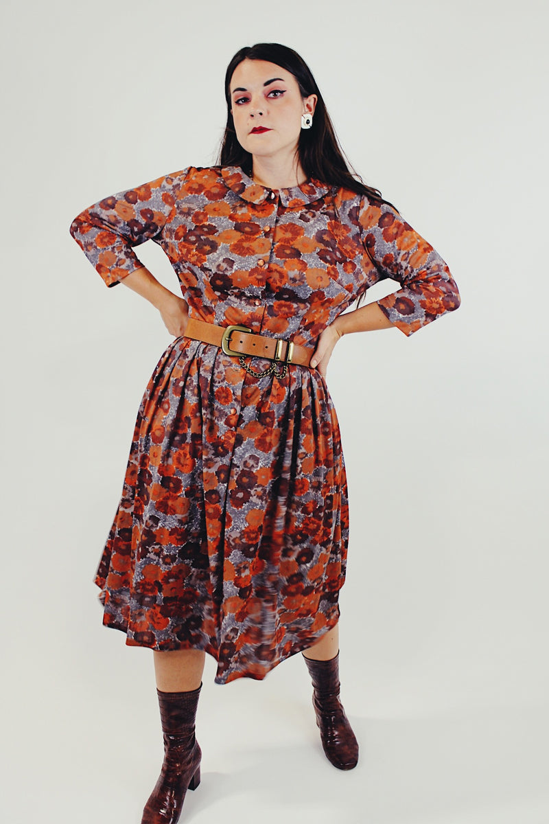 Vintage brown and orange floral printed midi dress 3/4 sleeves small collar front