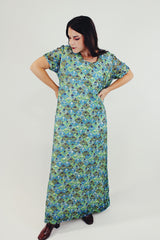 vintage blue and green maxi dress short sleeves with lace looking fabric front