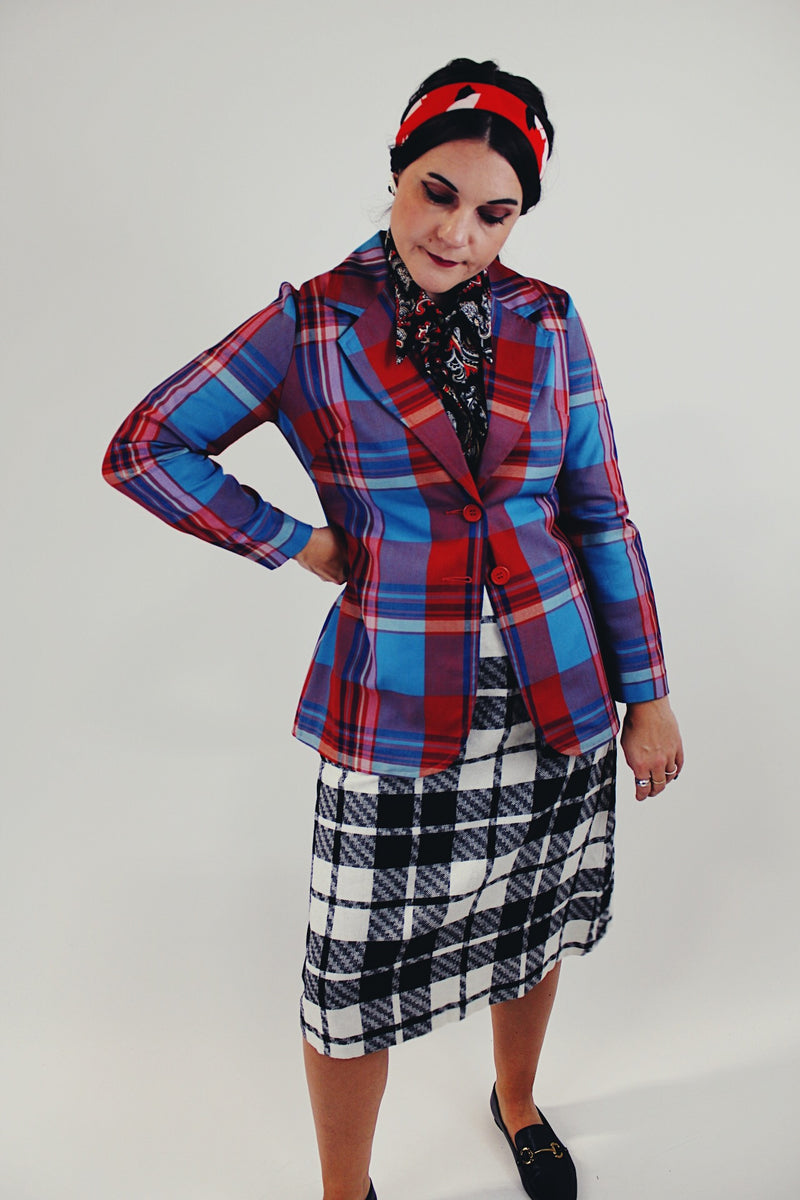 Vintage red and blue plaid printed blazer with two red button front closure