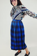 vintage long blue and grey plaid printed wool skirt hight waisted side
