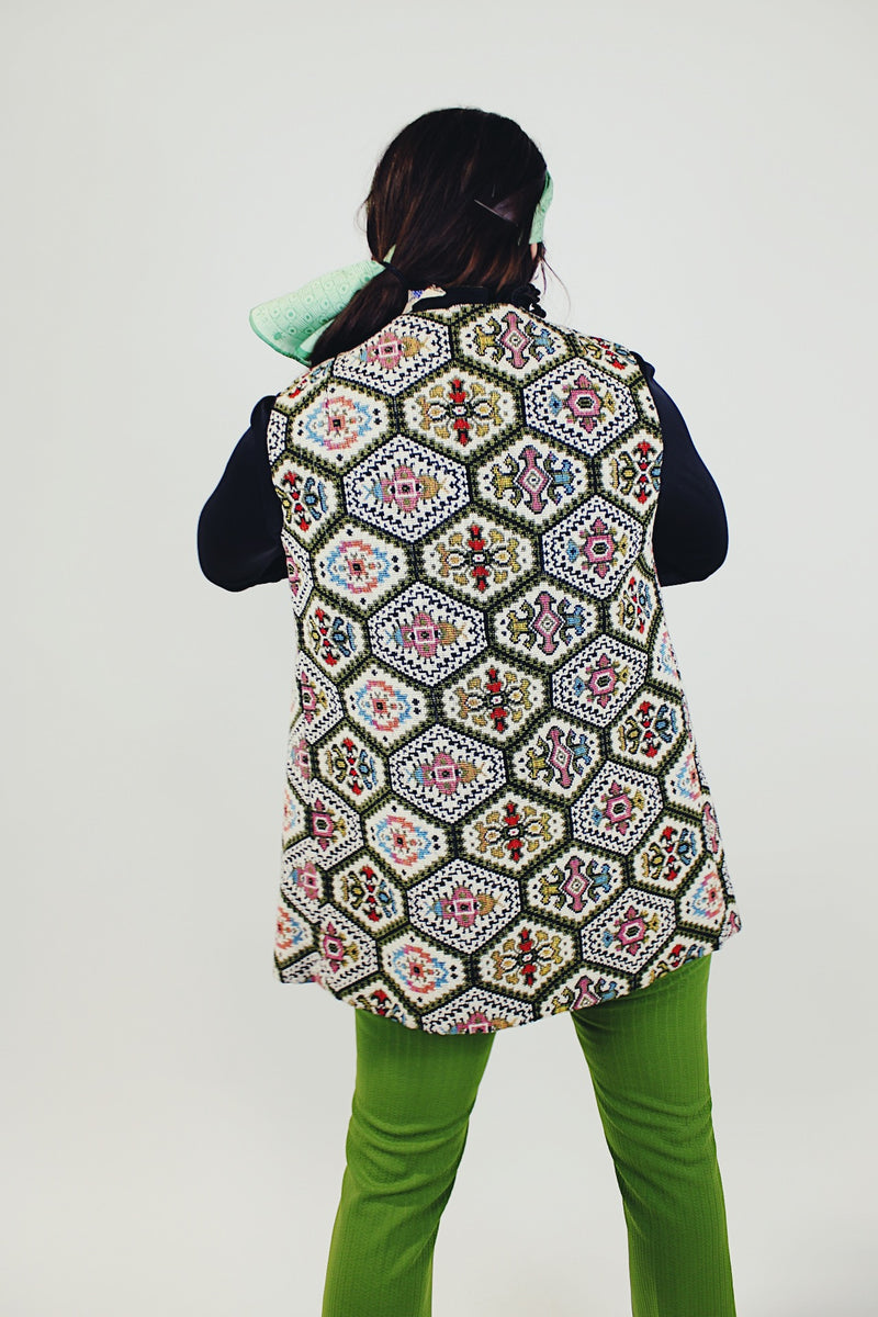 women's vintage printed tapestry vest no closure back