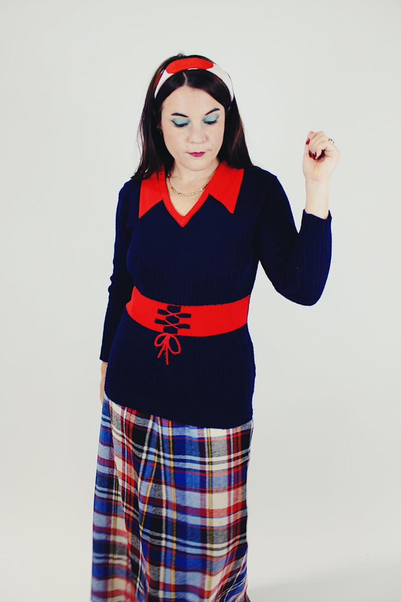 women's vintage long sleeve pullover sweater navy with red faux collar and belt that's knitted into the sweater