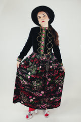 long sleeve maxi dress in black velvet and floral print vintage 1970's