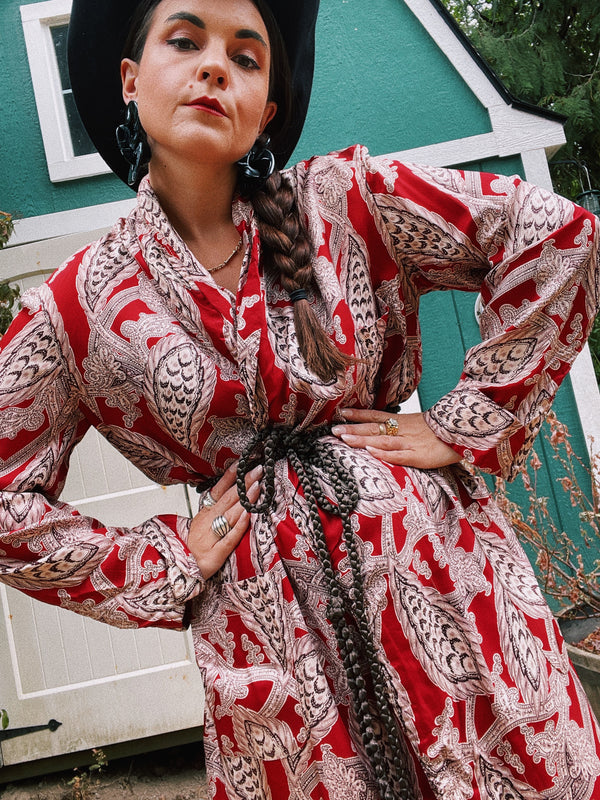 long sleeve maroon with brown feather print robe vintage 1940's