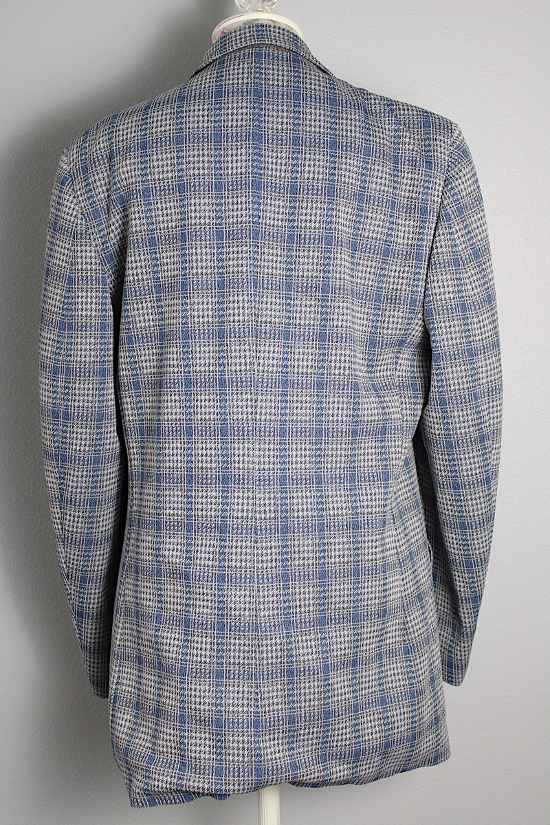 Men's vintage 1970's Montgomery Ward polyester double breasted blazer in a grey and blue plaid print.