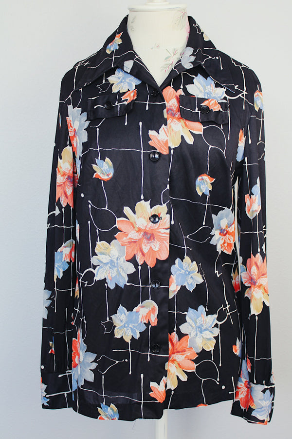 long sleeve floral printed button up blouse with collar vintage women's 1970's polyester
