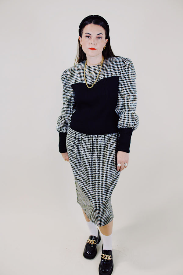 long sleeve houndstooth print midi length dress black and white vintage 1980's