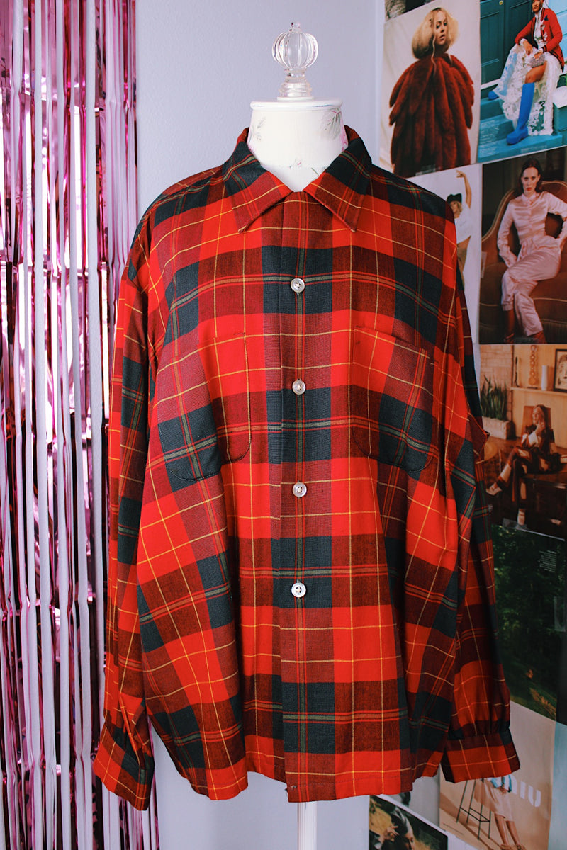long sleeve red and navy plaid button up shirt with collar vintage 1950's