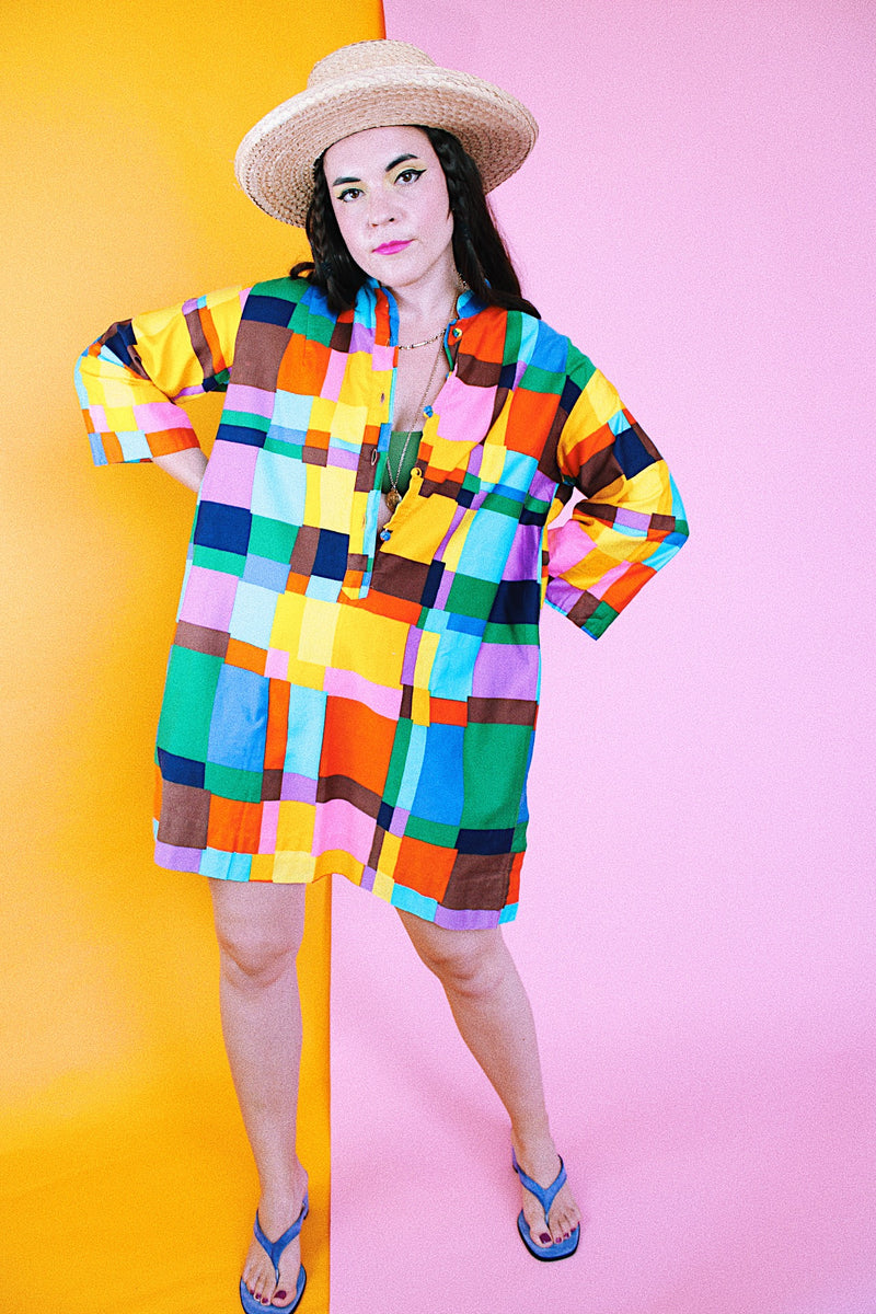 3/4 arm length short tunic dress or long shirt in cotton material and rainbow colored block print vintage 1970's