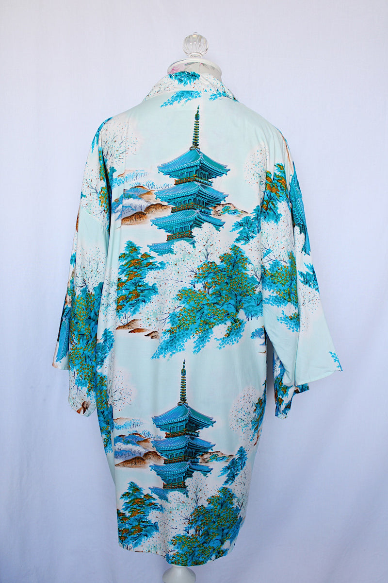 Women's vintage 1980's Excellent Quality, Made in Japan label short sleeve open front printed robe top.