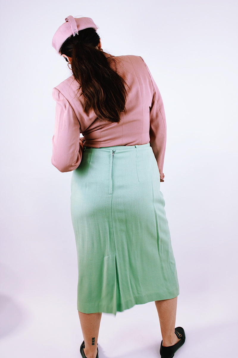 vintage high waisted pencil skirt with matching belt and front pockets in seafoam green