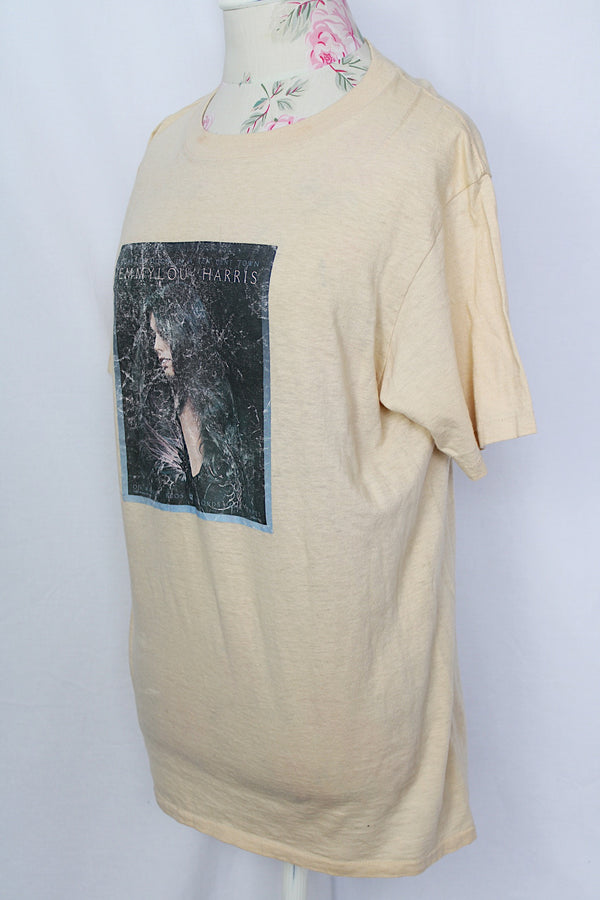 Women's or men's vintage 1978 Ched, Quality Knits, Made in USA label short sleeve tan colored cotton t-shirt with Emmylou Harris graphic for Warner Bros.