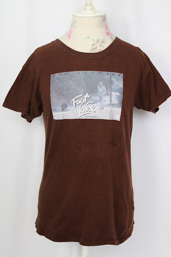 Women's vintage 1977 short sleeve chocolate brown cotton t-shirt with Rod Stewart graphic on the front from album 'Foot Loose & Fancy Free'. 