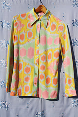 long sleeve button up blouse with collar in a pastel print vintage 1970's