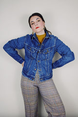 Women's vintage 1980's Lee, Made in USA label long sleeve medium wash cotton denim button up jean jacket