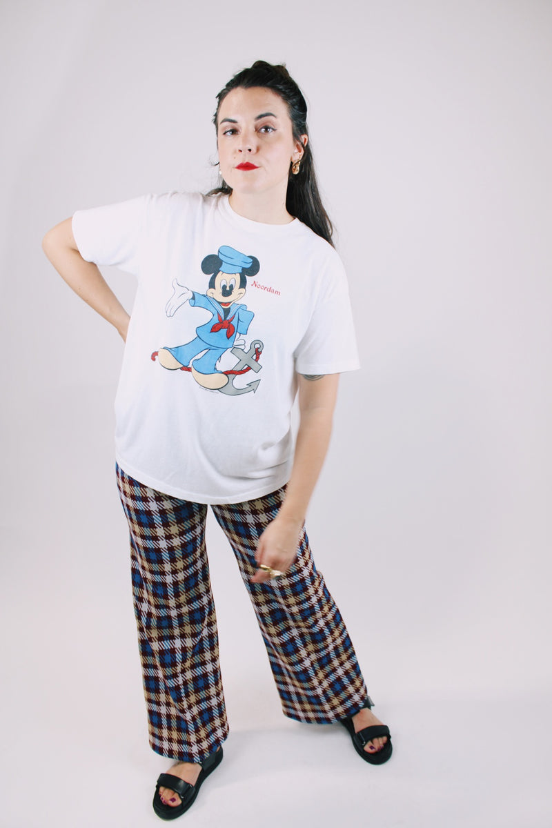 short sleeve white vintage 1980's t-shirt with mickey mouse graphic 