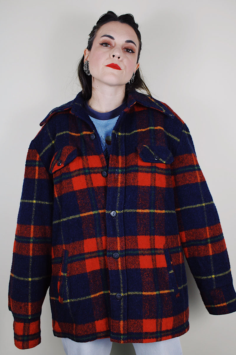 vintage 1970's Sportswear - Sears - The Men's Store label long sleeve wool red and navy blue plaid button up shacket with a navy fleece liner