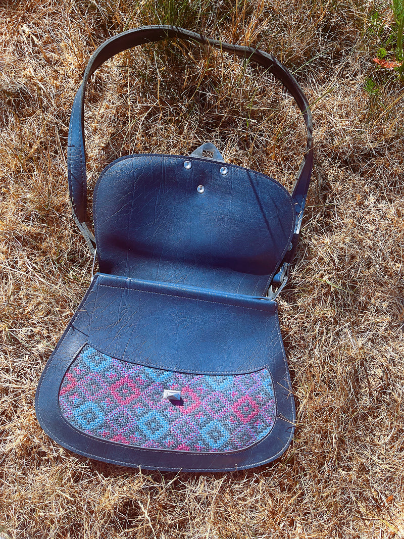 navy leather and tapestry detail 1960's vintage purse with removable strap silver hardware