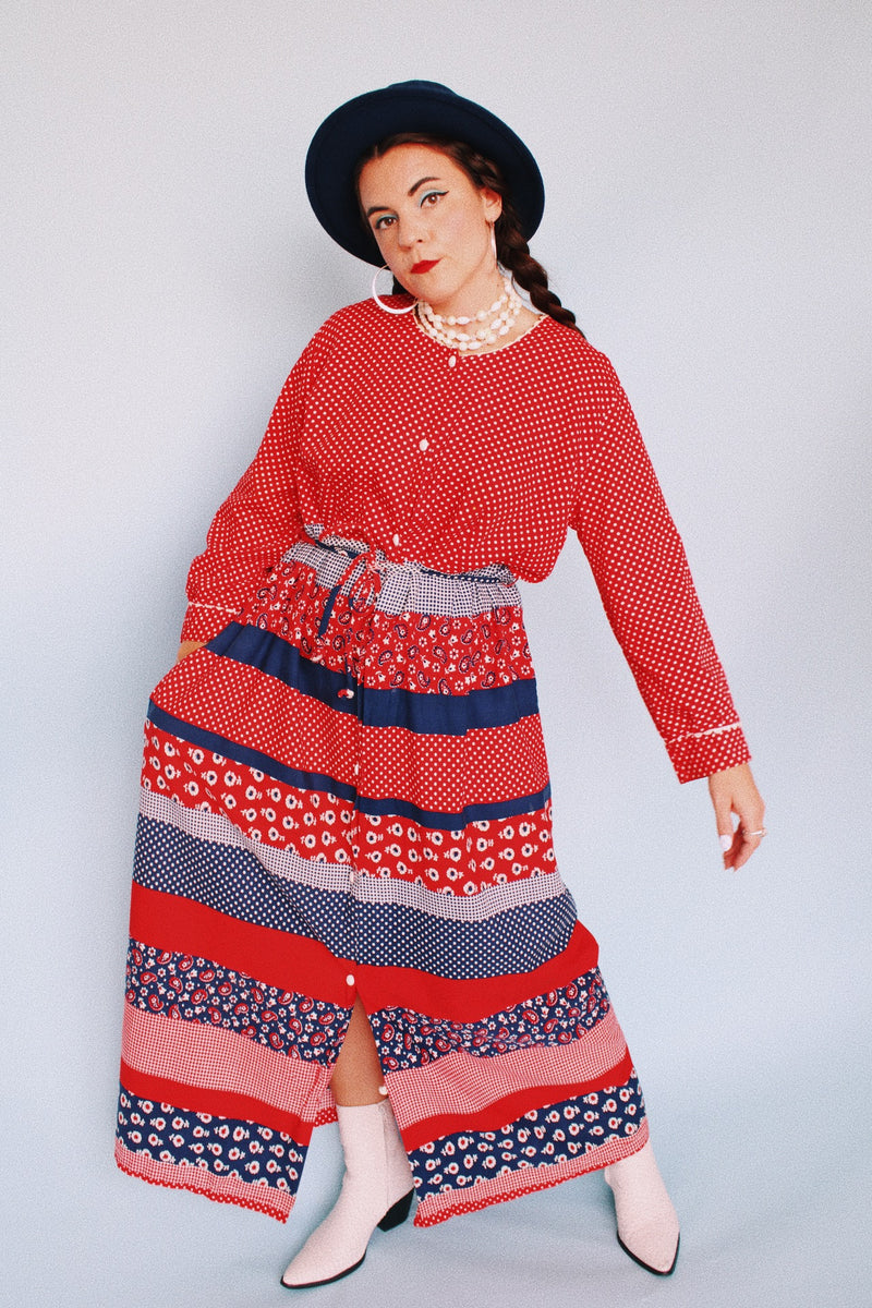 long sleeve red white and navy printed maxi dress with tie belt vintage 1970's