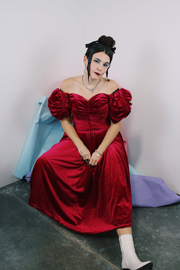 Women's vintage 1980's Alyce Designs label dark magenta velvet ankle length short sleeve puff sleeve dress.