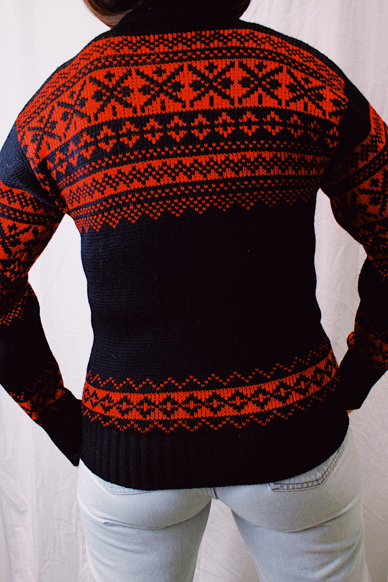 long sleeve vintage 1970's ski sweater in black and red printed pullover