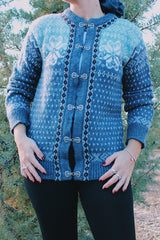 long sleeve wool 1980's blue printed Norwegian sweater with metal clasp closures in the front