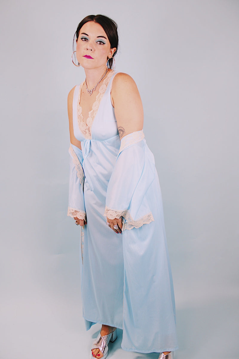 baby blue sleeveless nightie and matching bell sleeves robe with cream lace trim 1970's vintage