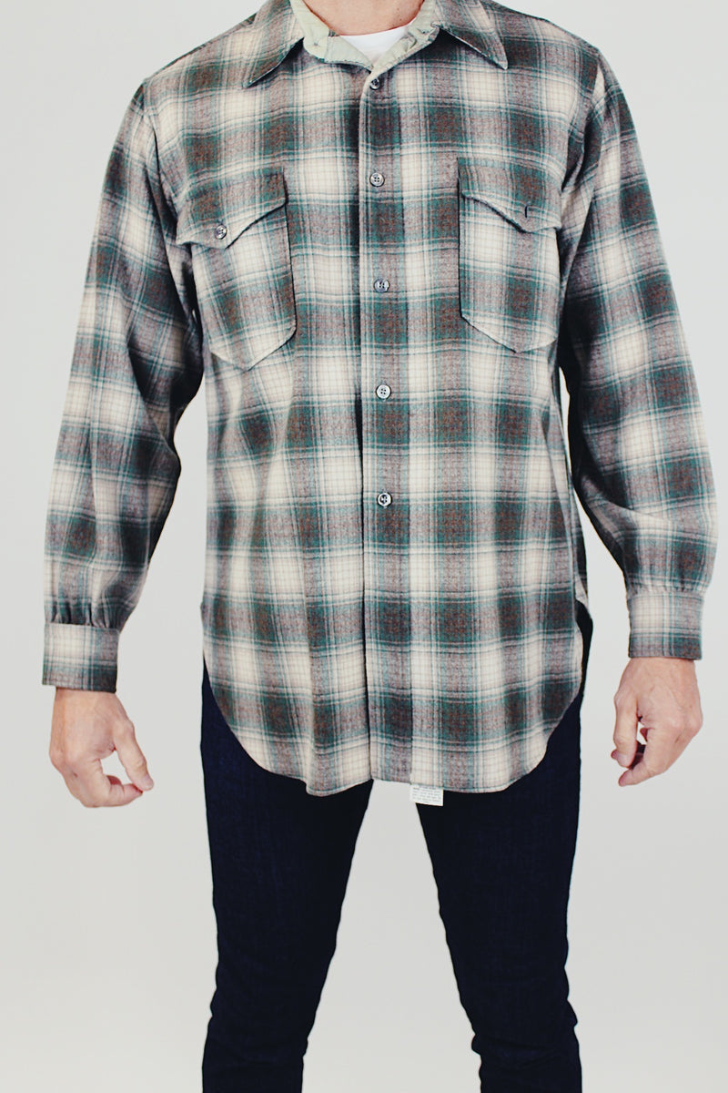 vintage men's pendleton wool long sleeve button up shirt in green and white plaid print