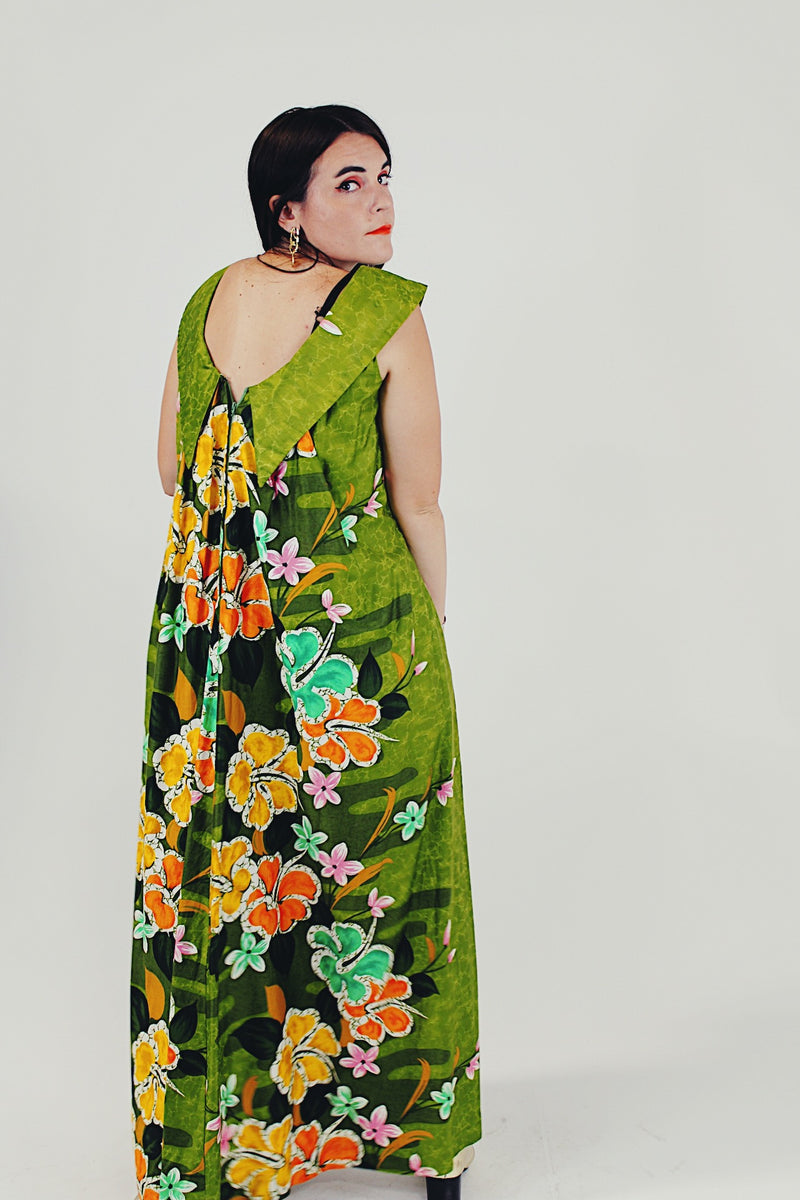green vintage sleeveless hawaiian long dress back