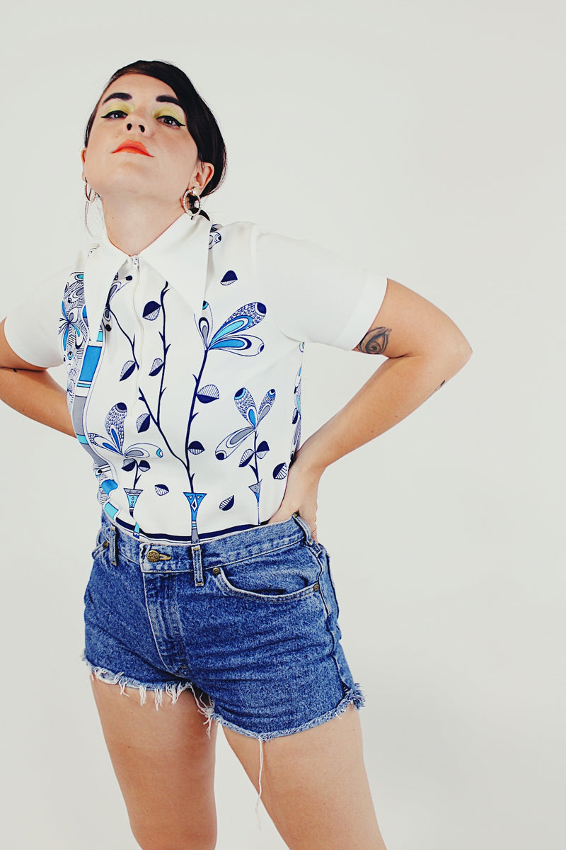 vintage printed short sleeved collared blouse model