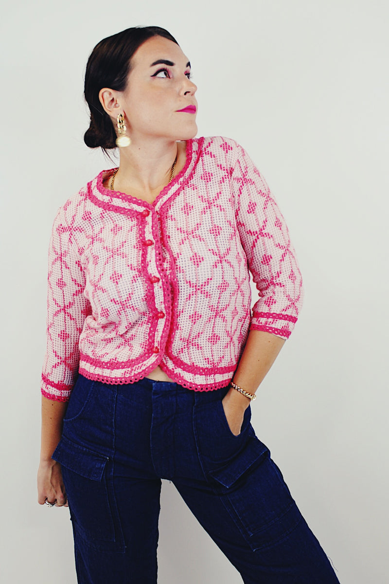 Vintage pink cropped knit cardigan