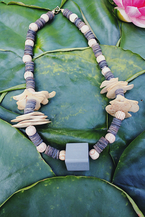 Vintage wood shell beaded necklace