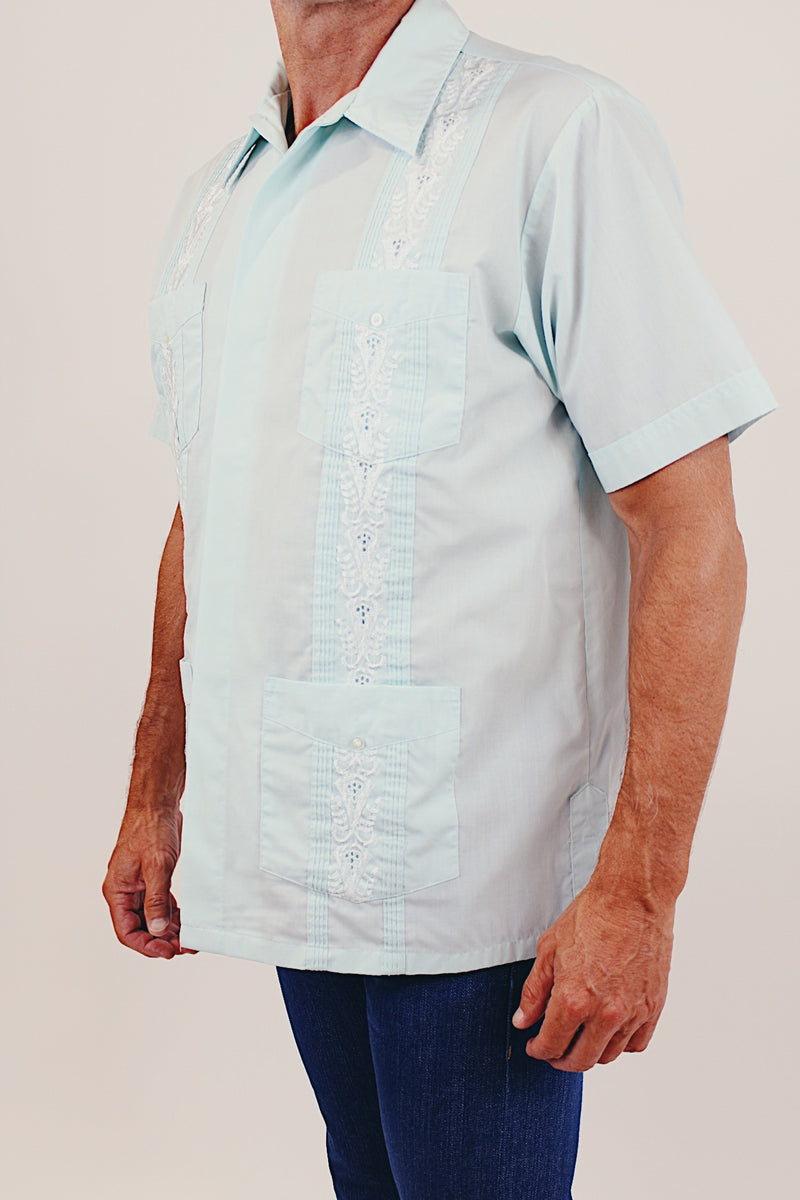 Vintage short sleeve embroidered shirt side