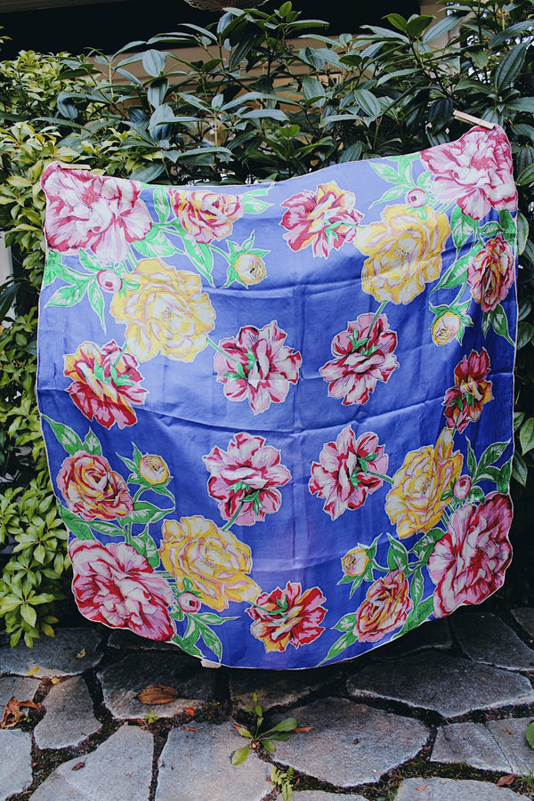 Vintage Floral printed square scarf