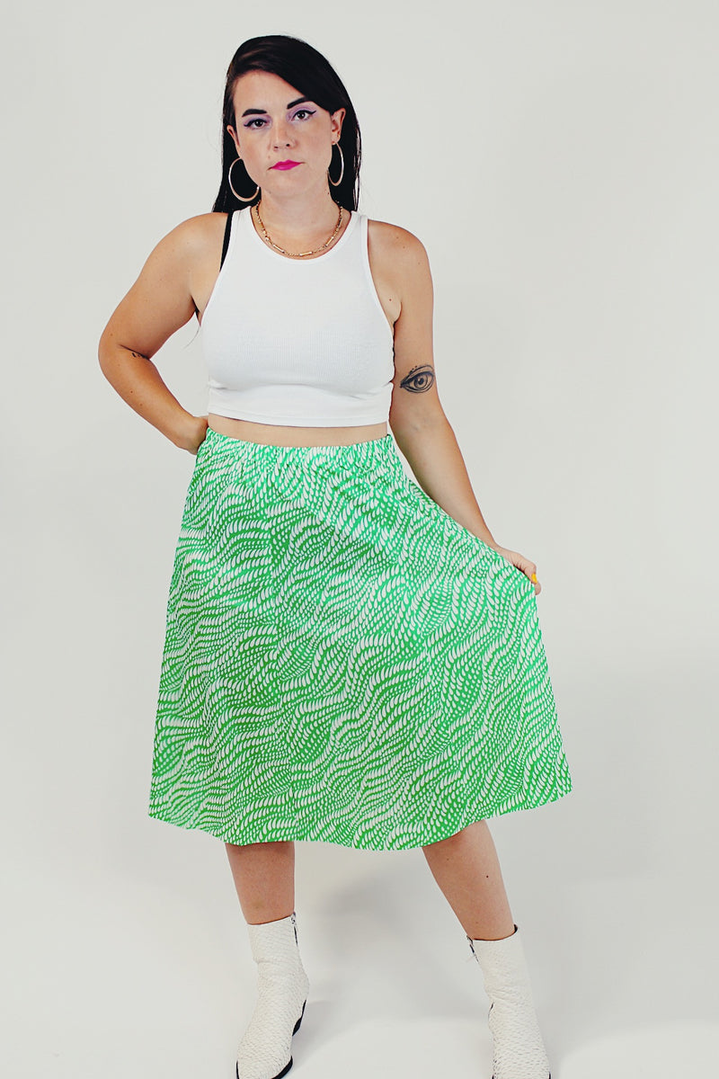 Green white printed vintage skirt