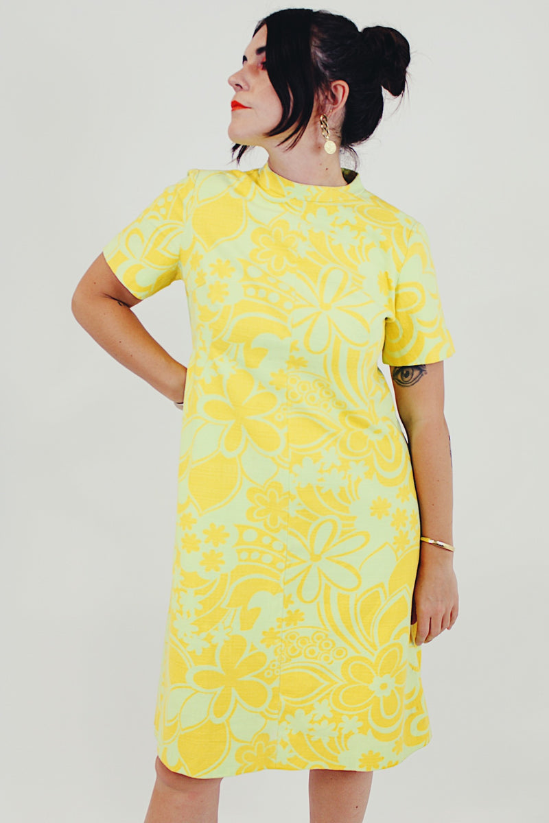yellow vintage short sleeve mini dress side