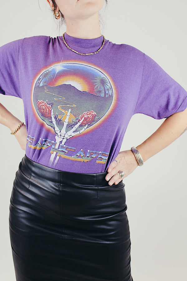 short sleeve purple grateful dead vintage tee from summer tour 1983 graphic on front and back